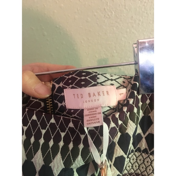 Ted Baker Metallic jacquard mini skirt NWT - Picture 5 of 6